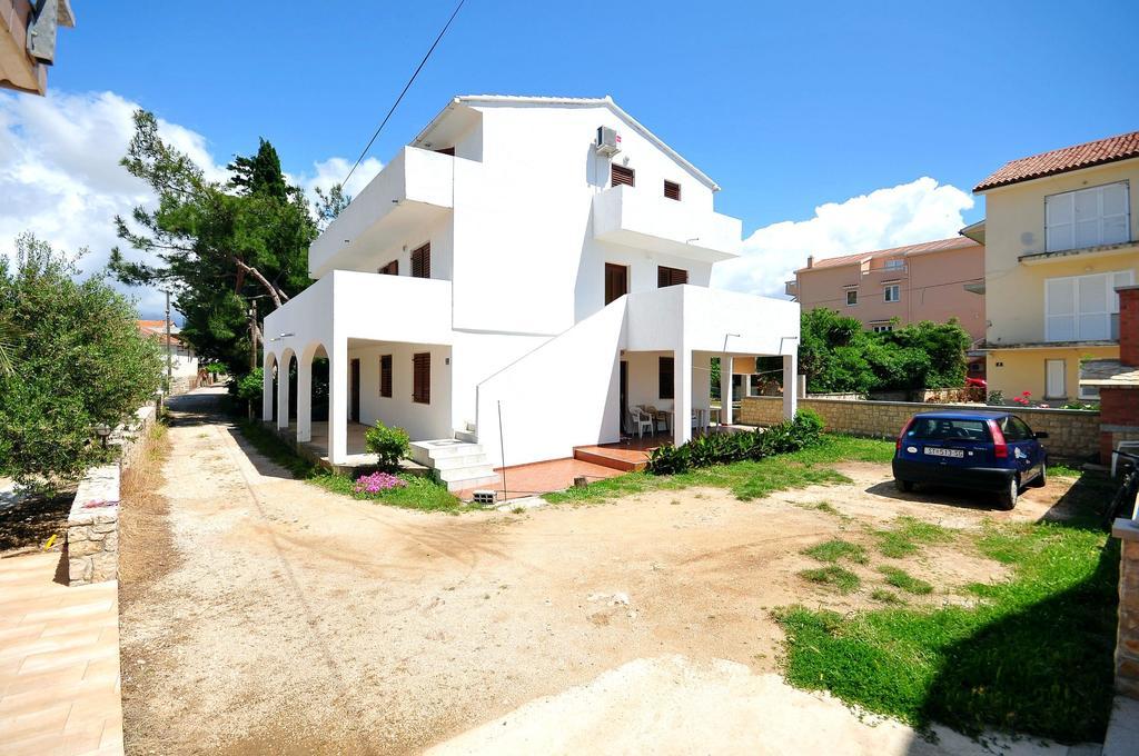 Apartments Renato Novalja Exterior foto